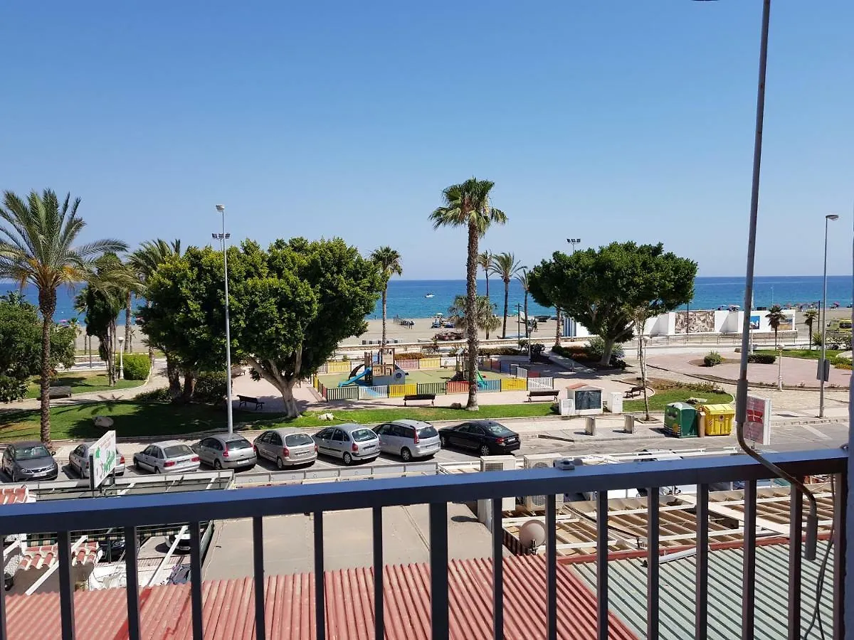 Apartment Deluxe In Beachfront Torre Del Mar