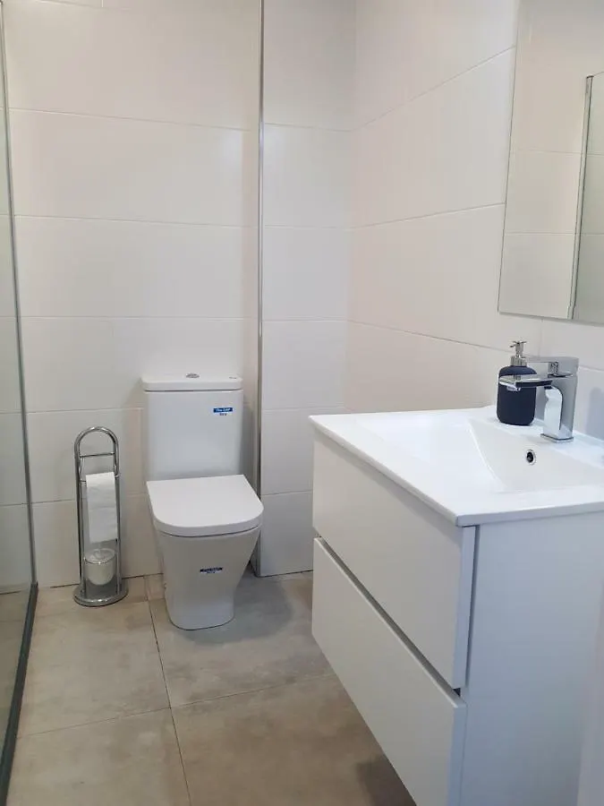 Apartment Deluxe In Beachfront Torre Del Mar